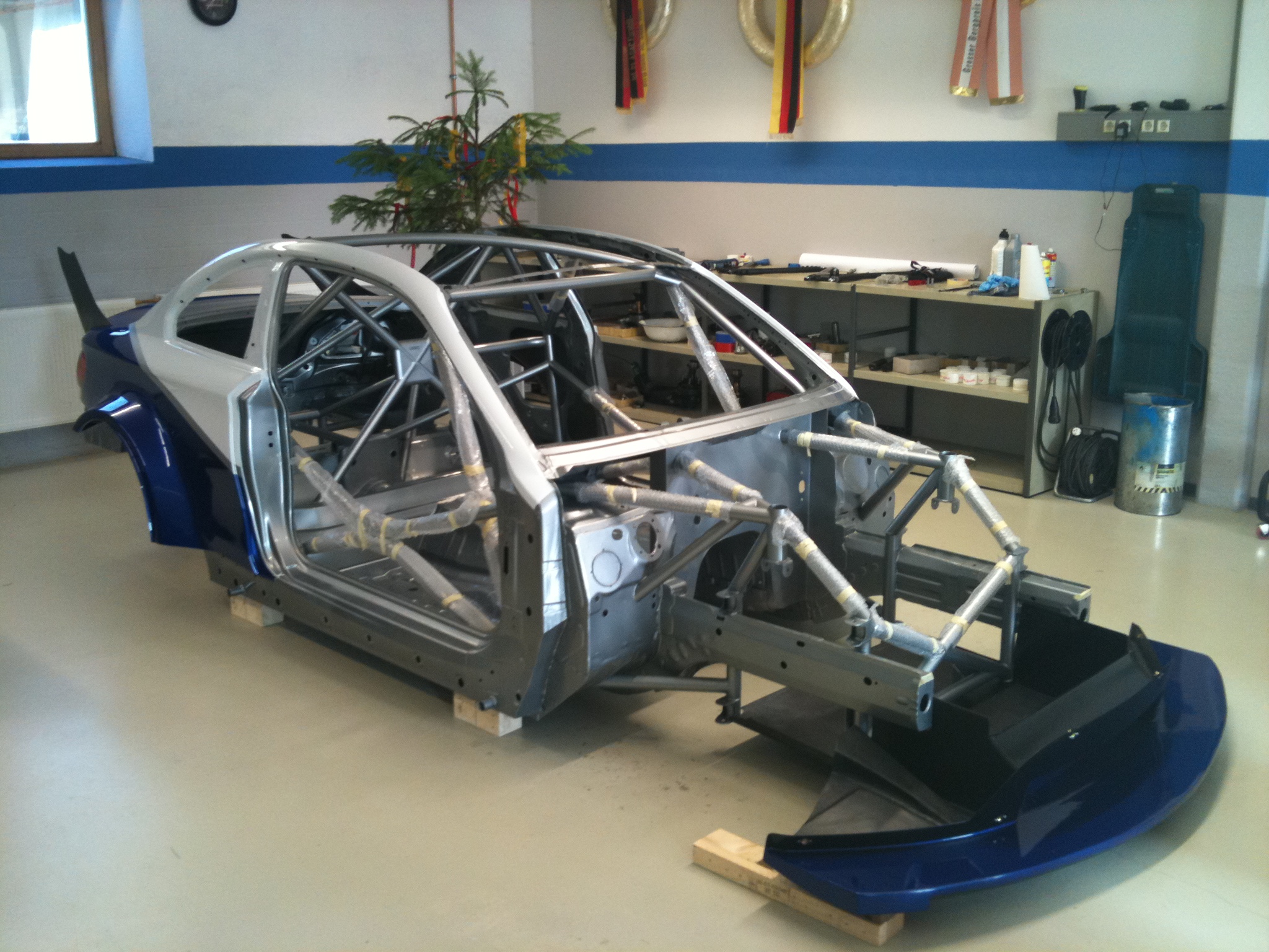 Georg-Plasa-BMW-134-with-Judd-KV675-V8-10.jpg