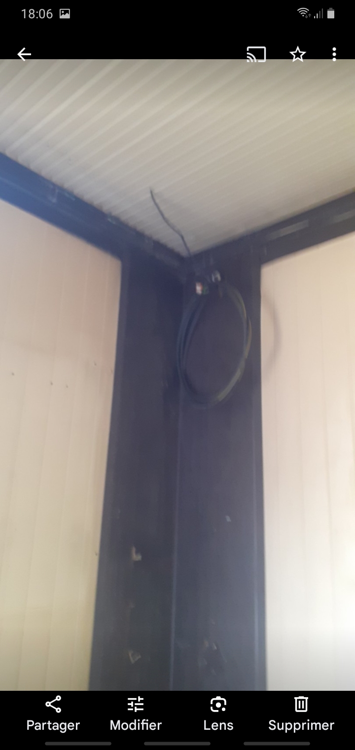 Screenshot_20250325-180628_Photos.jpg